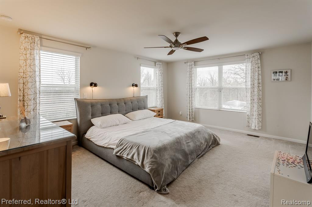 50537 EISENHOWER Drive, Canton, MI 48188 — Photo 25