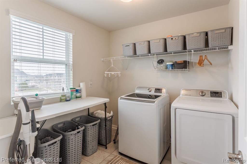 50537 EISENHOWER Drive, Canton, MI 48188 — Photo 29