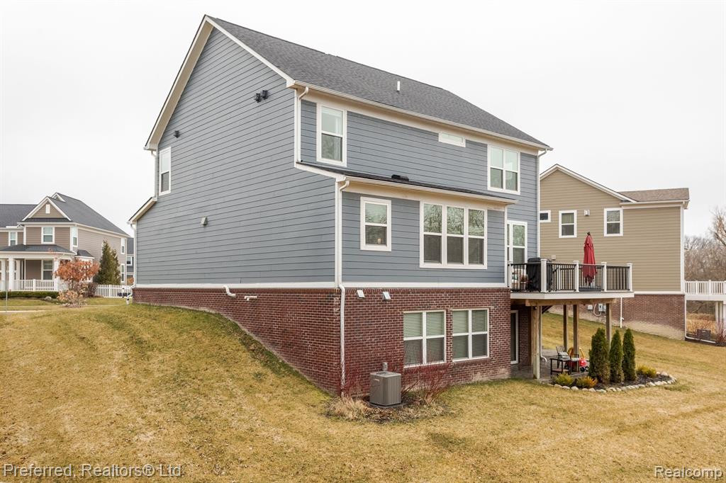 50537 EISENHOWER Drive, Canton, MI 48188 — Photo 41