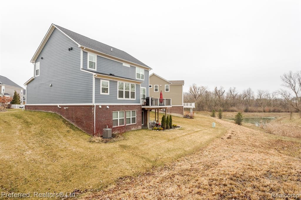 50537 EISENHOWER Drive, Canton, MI 48188 — Photo 42