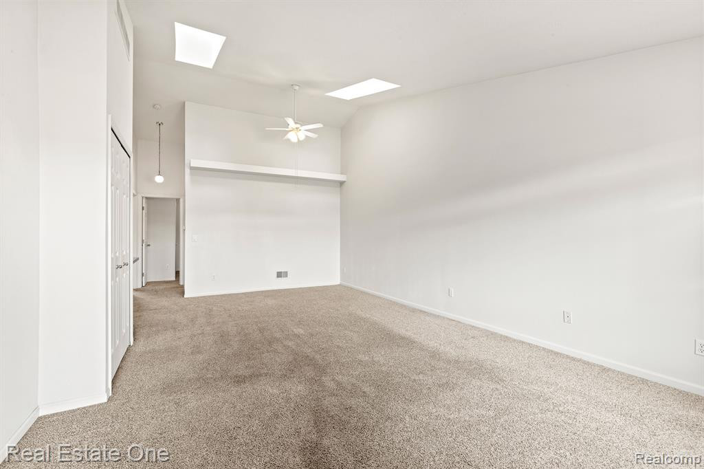 23464 STOFLET Lane, Trenton, MI 48183 — Photo 4