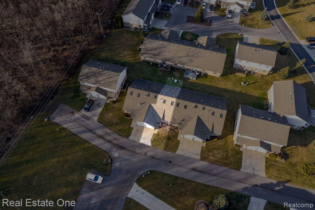 23464 STOFLET Lane, Trenton, MI 48183 — Photo 20
