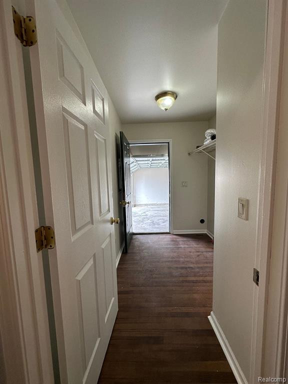 42 E MONTANA Street, Highland Park, MI 48203 — Photo 7