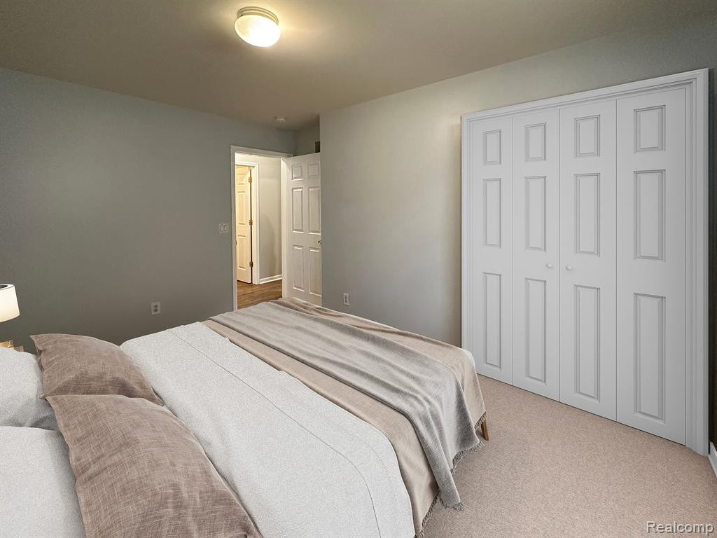 42 E MONTANA Street, Highland Park, MI 48203 — Photo 11