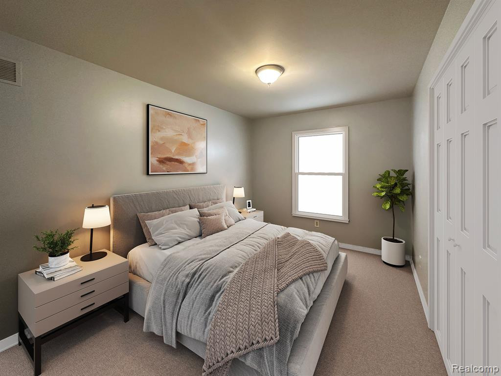 42 E MONTANA Street, Highland Park, MI 48203 — Photo 15