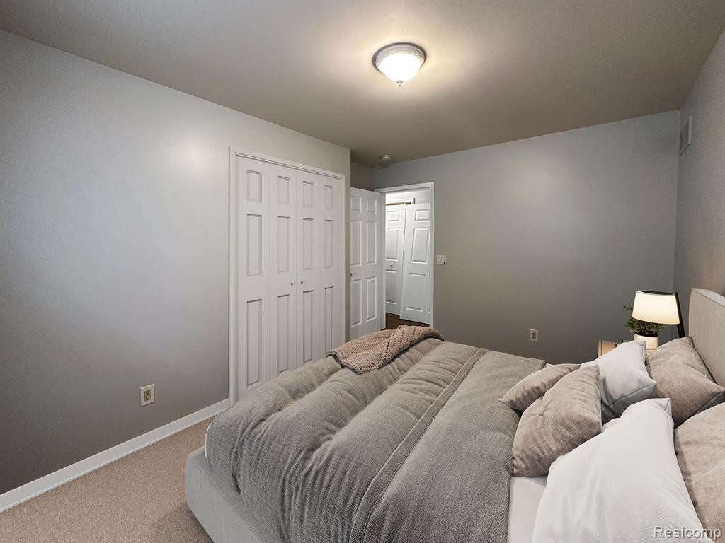 42 E MONTANA Street, Highland Park, MI 48203 — Photo 16