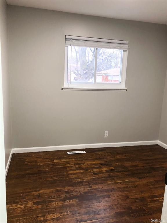 6174 PALMETTO Drive, Mount Morris, MI 48458 — Photo 12