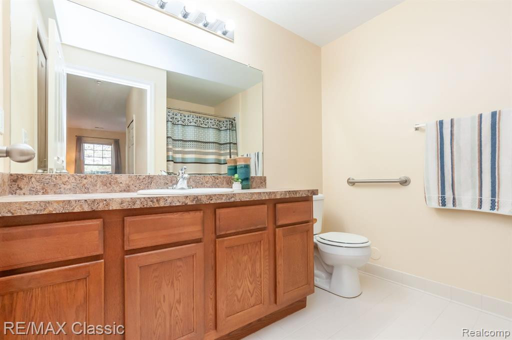 3103 GOLDENEYE Lane, Walled Lake, MI 48390 — Photo 17