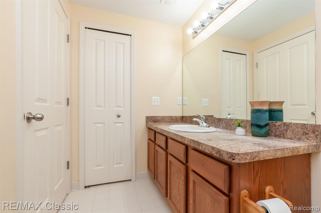 3103 GOLDENEYE Lane, Walled Lake, MI 48390 — Photo 18