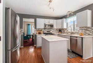 6506 ANNA Drive, Belleville, MI 48111 — Photo 17