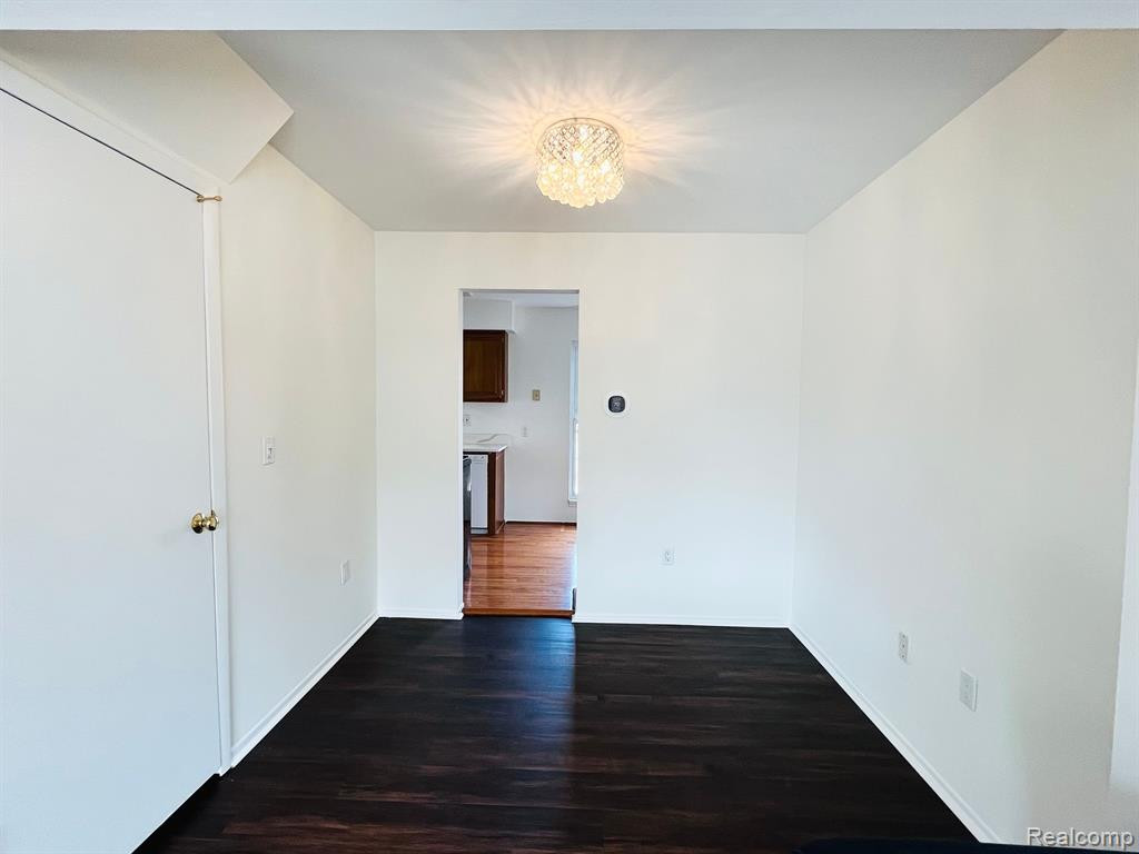 24619 BASHIAN Drive, Novi, MI — Photo 11