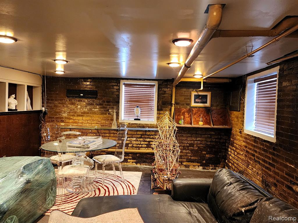 503 ALGER Street, Detroit, MI 48202 — Photo 19