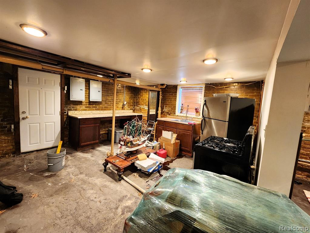 503 ALGER Street, Detroit, MI 48202 — Photo 23