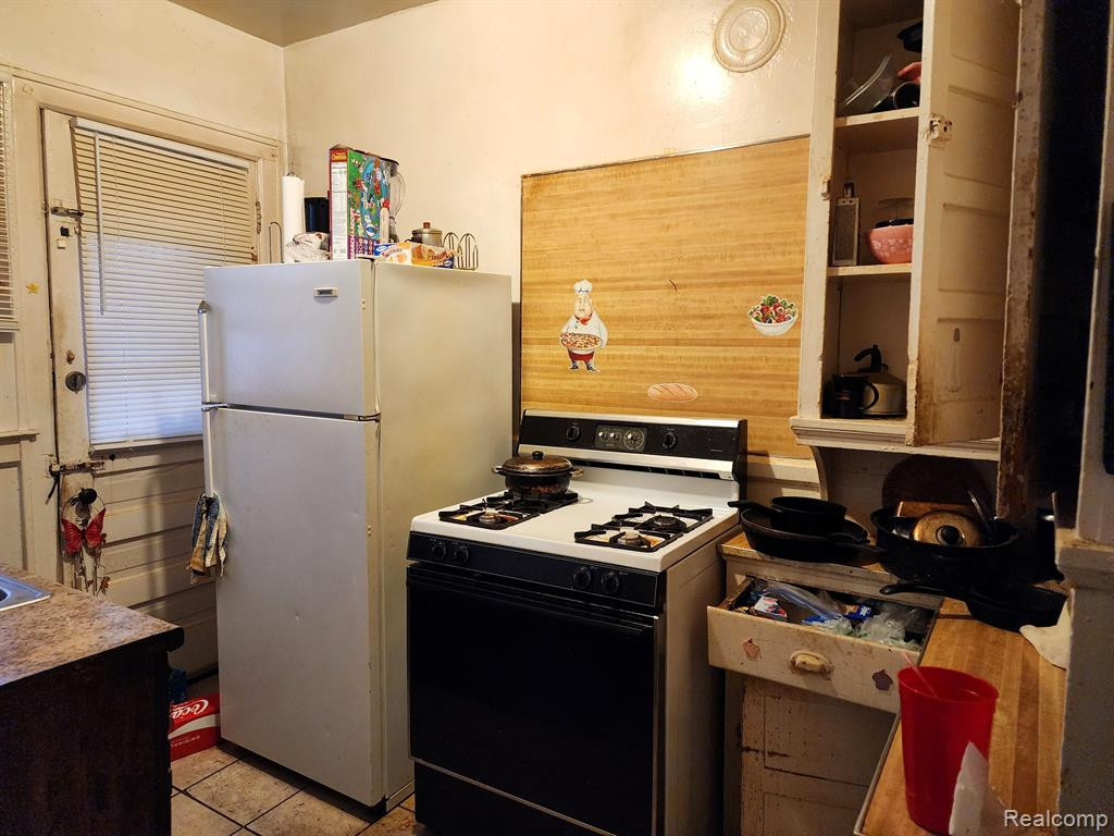 503 ALGER Street, Detroit, MI 48202 — Photo 13