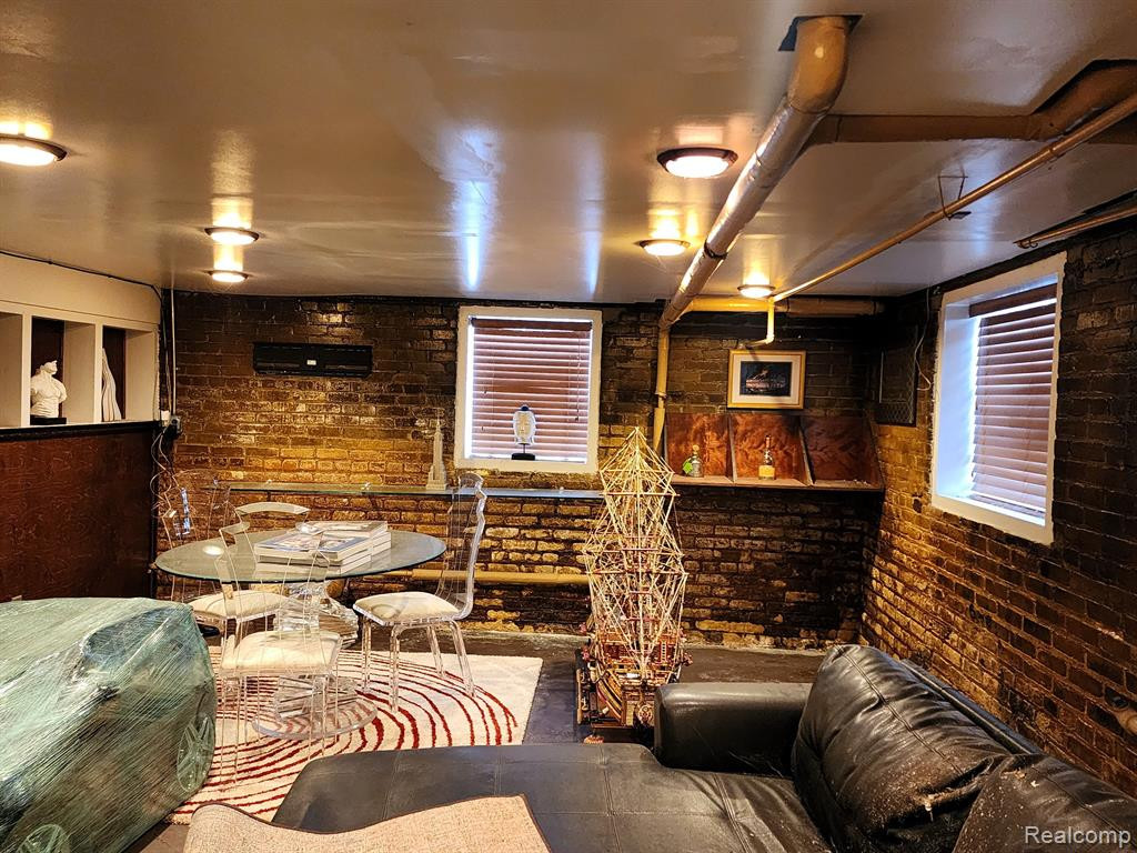 503 ALGER Street, Detroit, MI 48202 — Photo 26