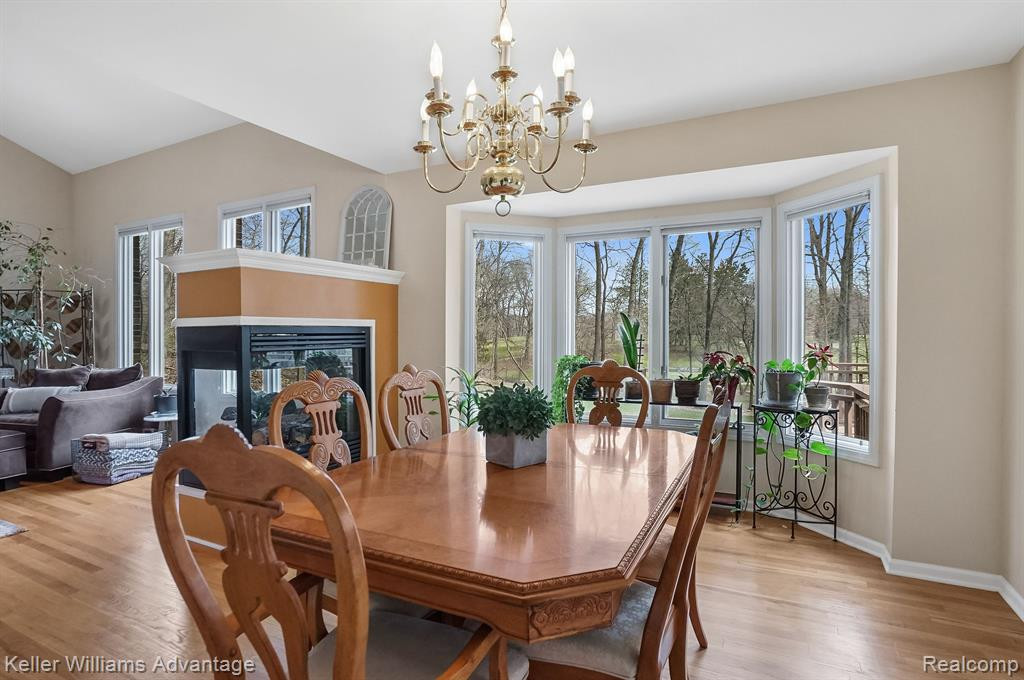8597 PEBBLE CREEK Drive, Pinckney, MI 48169 — Photo 10