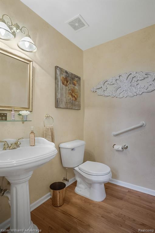 8597 PEBBLE CREEK Drive, Pinckney, MI 48169 — Photo 21
