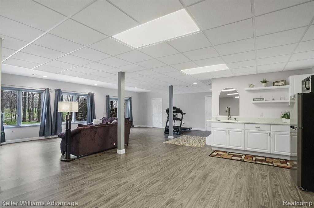 8597 PEBBLE CREEK Drive, Pinckney, MI 48169 — Photo 27