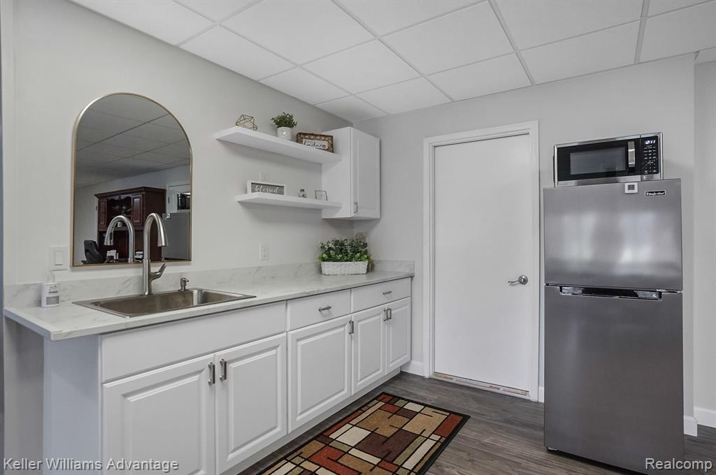 8597 PEBBLE CREEK Drive, Pinckney, MI 48169 — Photo 31