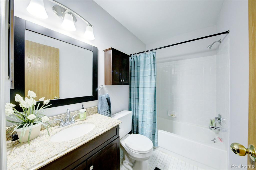 42793 LILLEY POINTE Drive, 144, Canton, MI 48187 — Photo 30
