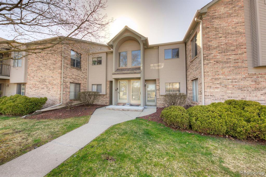 42793 LILLEY POINTE Drive, 144, Canton, MI 48187 — Photo 43