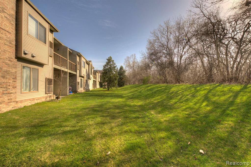 42793 LILLEY POINTE Drive, 144, Canton, MI 48187 — Photo 47