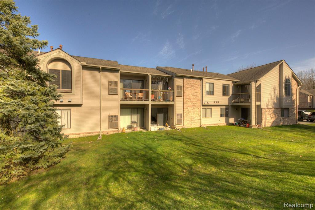 42793 LILLEY POINTE Drive, 144, Canton, MI 48187 — Photo 48