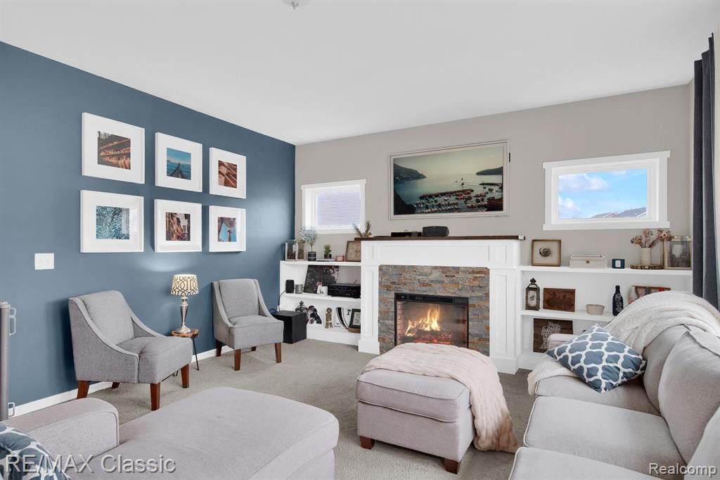 384 VENTURA, Howell, MI 48855 — Photo 6