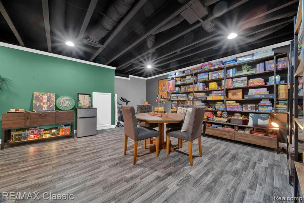 384 VENTURA, Howell, MI 48855 — Photo 19