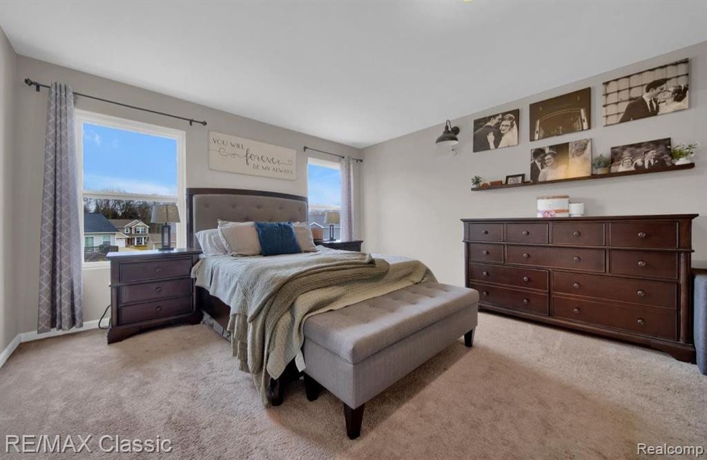384 VENTURA, Howell, MI 48855 — Photo 24