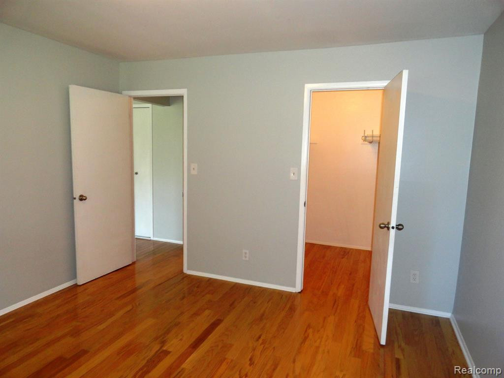 2420 Parmenter, Royal Oak, MI 48073 — Photo 9