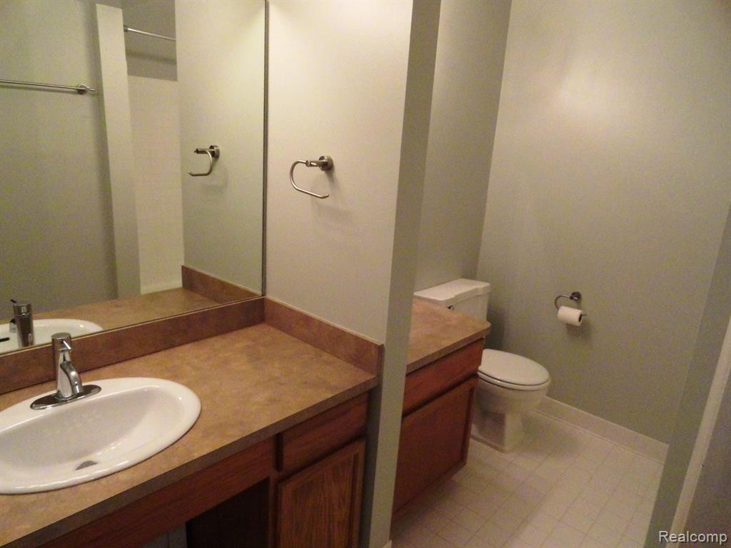 2420 Parmenter, Royal Oak, MI 48073 — Photo 10