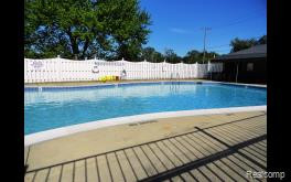 2420 Parmenter, Royal Oak, MI 48073 — Photo 13