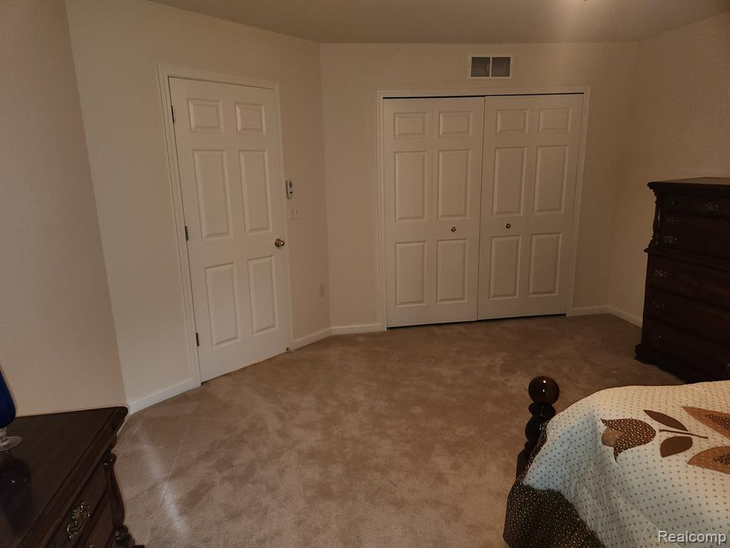23585 ASHLEY Drive, Flat Rock, MI 48134 — Photo 19