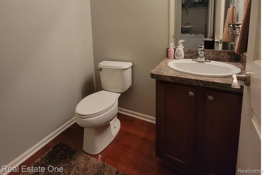 199 CENTER Boulevard, Wixom, MI 48393 — Photo 11