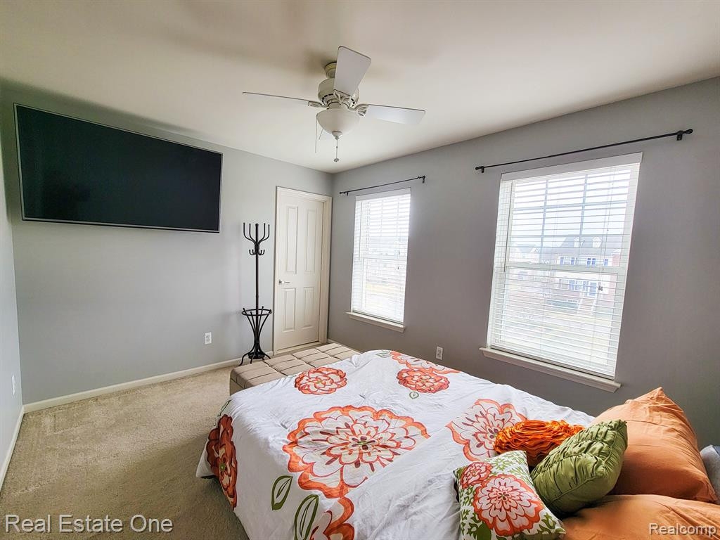 199 CENTER Boulevard, Wixom, MI 48393 — Photo 12