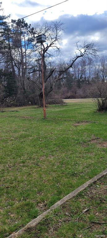 Lot 3 (a), Mile Road, Southfield, MI 48033 — front exterior