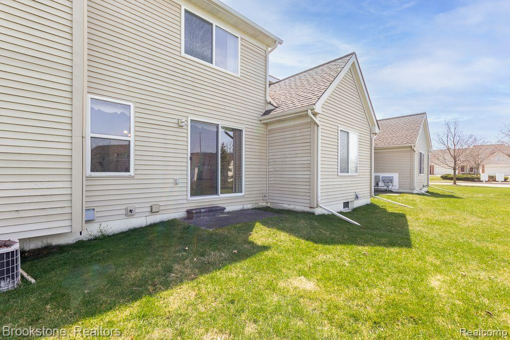 4305 WILLOW VIEW Court, Howell, MI 48843 — Photo 5