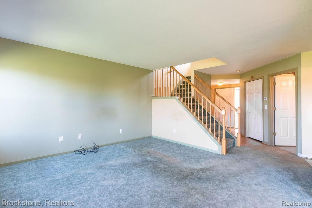 4305 WILLOW VIEW Court, Howell, MI 48843 — Photo 16