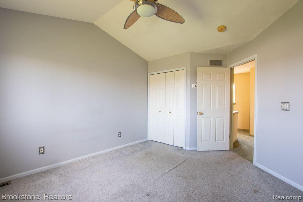 4305 WILLOW VIEW Court, Howell, MI 48843 — Photo 27