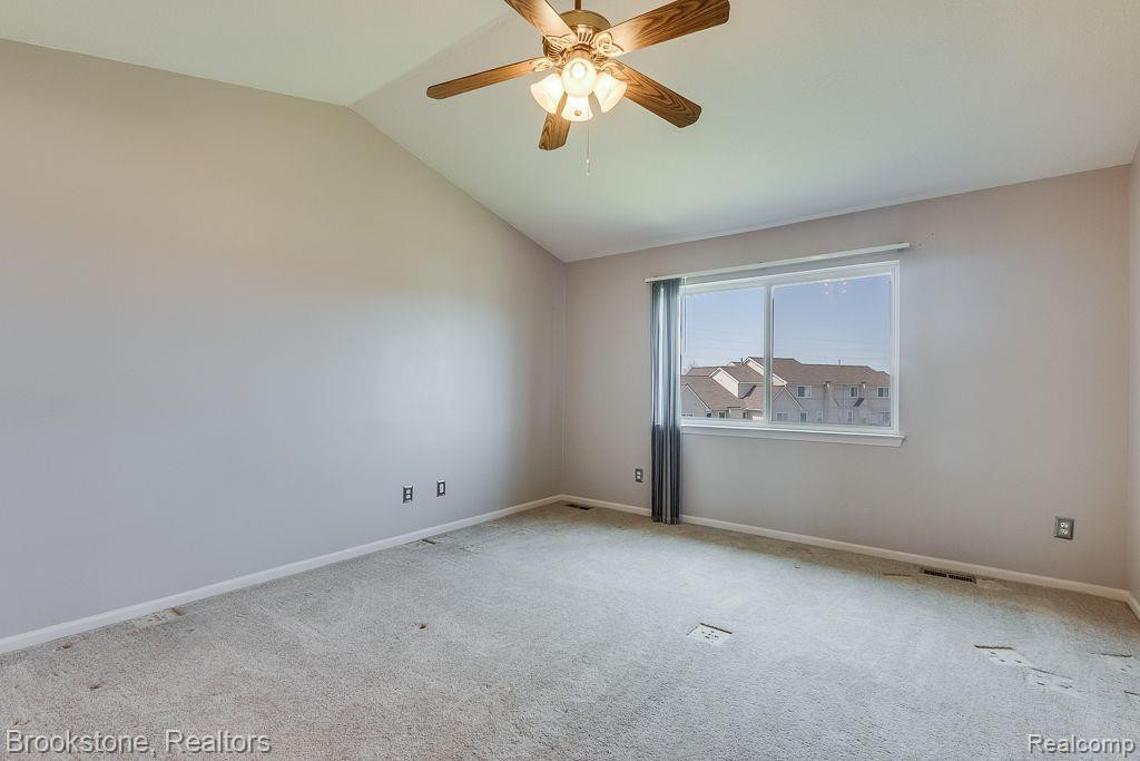 4305 WILLOW VIEW Court, Howell, MI 48843 — Photo 30