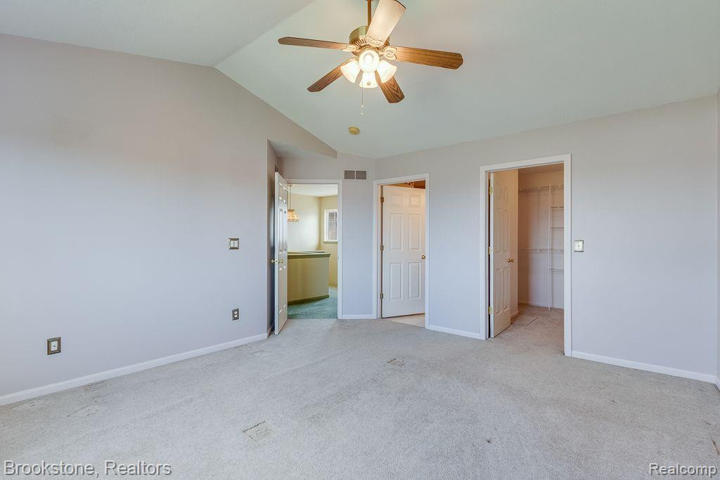 4305 WILLOW VIEW Court, Howell, MI 48843 — Photo 32