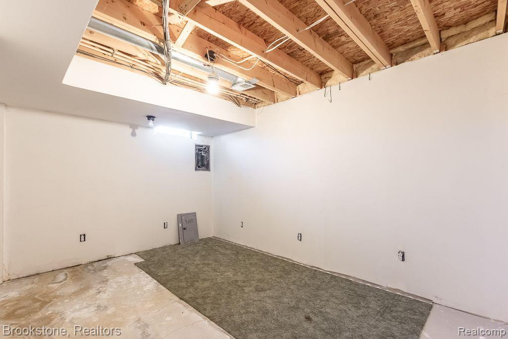4305 WILLOW VIEW Court, Howell, MI 48843 — Photo 40