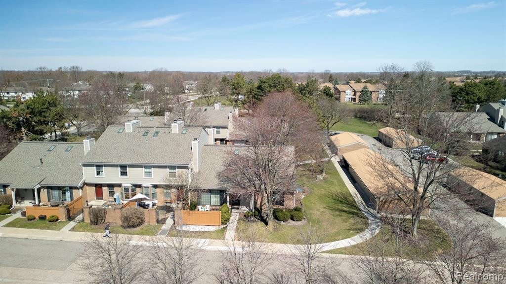 40054 CROSSWINDS, Novi, MI — Photo 29