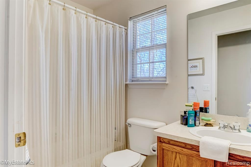 7665 MITCHELL Drive, Van Buren, MI 48111 — Photo 18