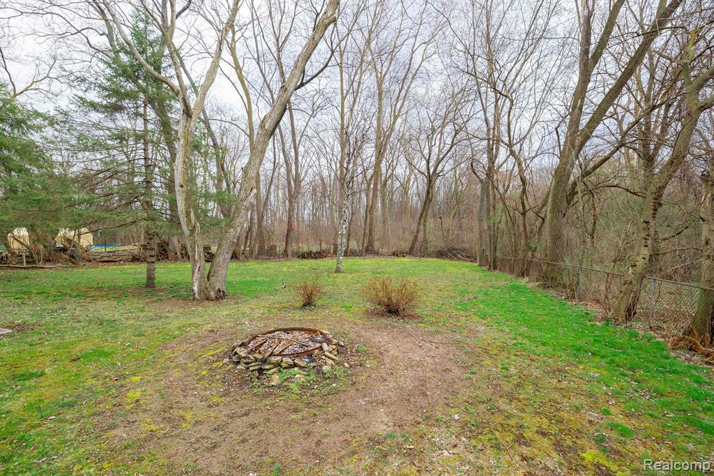 40179 ALDEN Road, Van Buren, MI 48111 — Photo 25