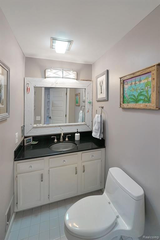 511 BELLEVUE Avenue, Lake Orion, MI 48362 — Photo 9