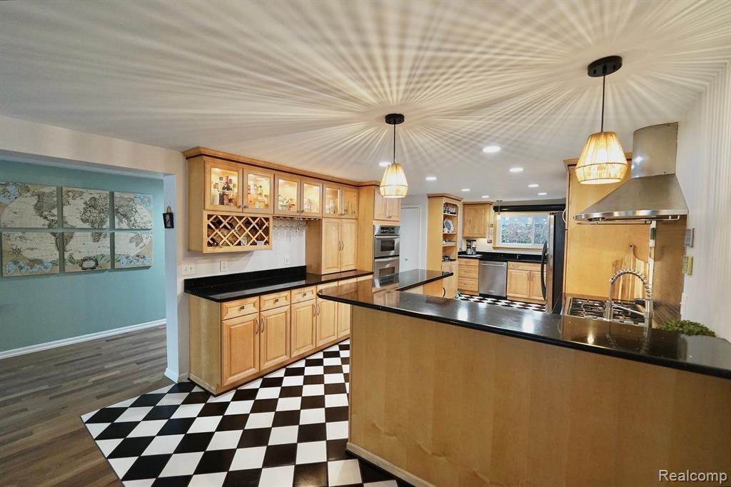 511 BELLEVUE Avenue, Lake Orion, MI 48362 — Photo 14
