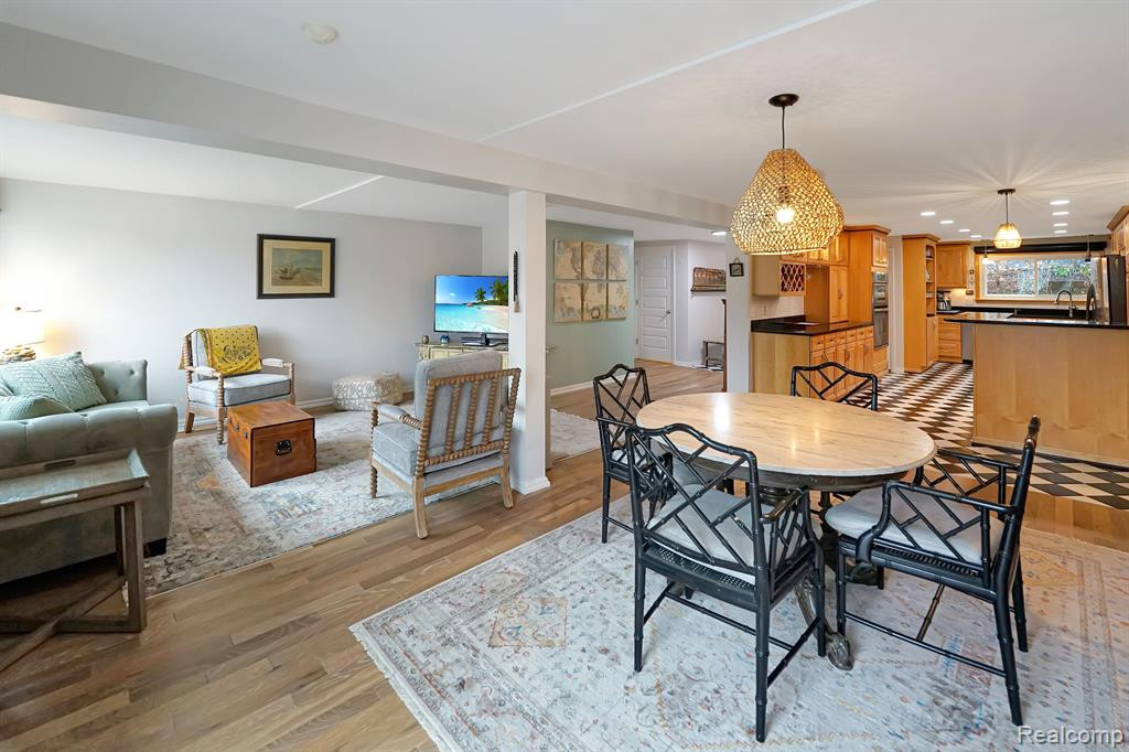511 BELLEVUE Avenue, Lake Orion, MI 48362 — Photo 20