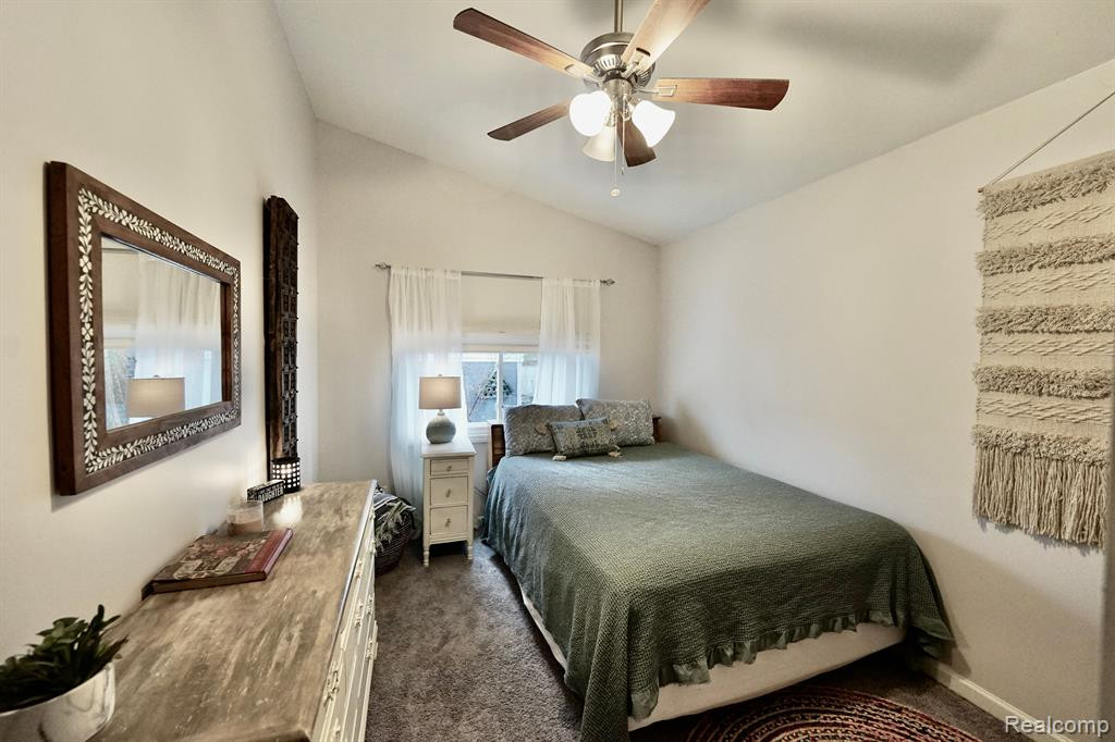 511 BELLEVUE Avenue, Lake Orion, MI 48362 — Photo 30
